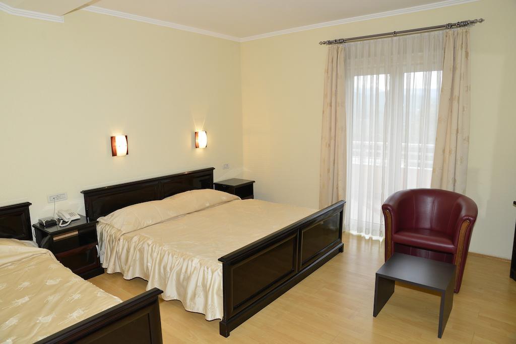 Hotel Venezia Imotski Kültér fotó