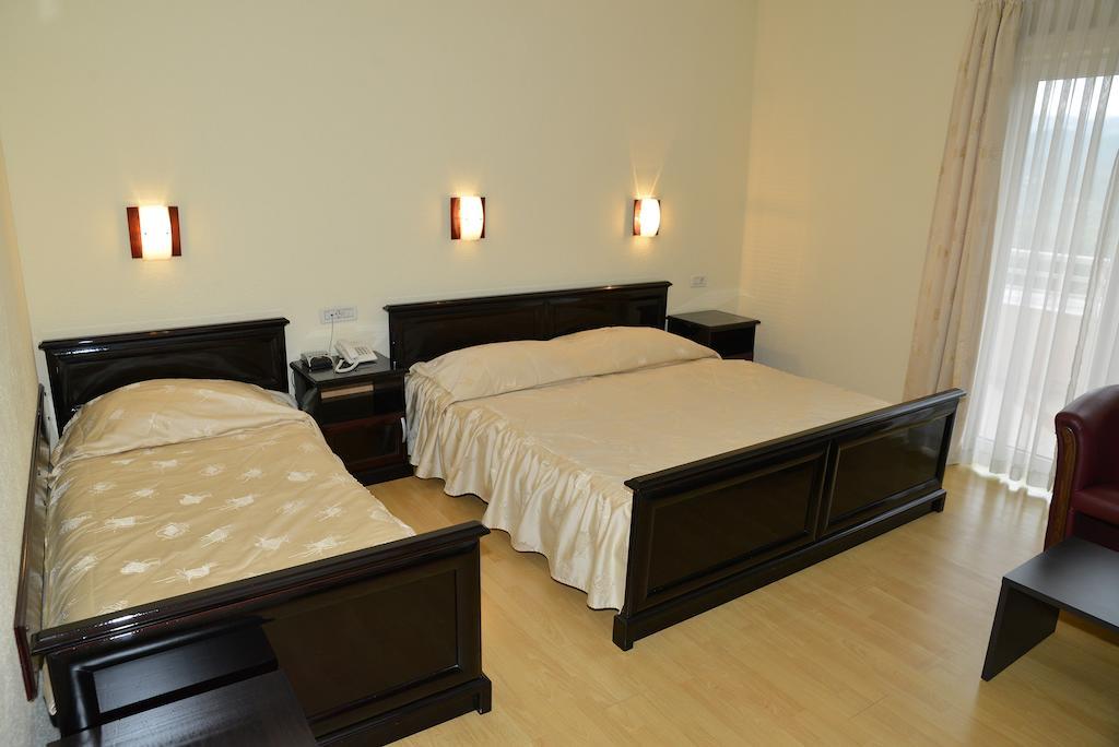 Hotel Venezia Imotski Szoba fotó